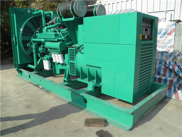 麦盖提出租发电机-进口柴油发电机组与国产柴油发电机组的区别