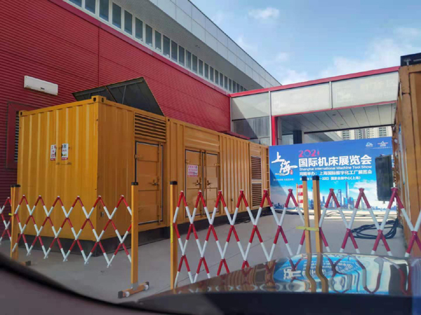 麦盖提发电车出租-发电机无电压或电压太低怎么办?