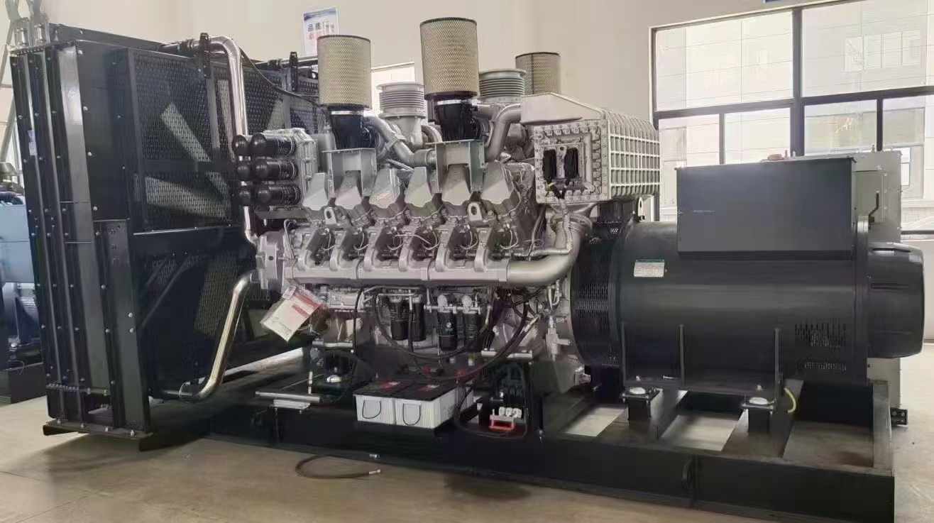 麦盖提800KW柴油发电机组可以带动多少kw的设备？