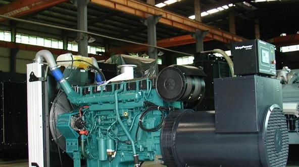 麦盖提如何判断柴油发电机组的机油是否需要更换？